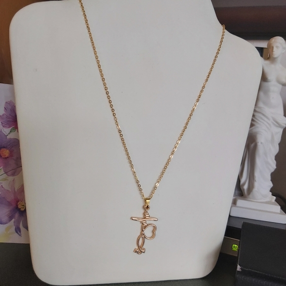 2 for 20$: Gold Tone Necklace - Picture 2 of 3